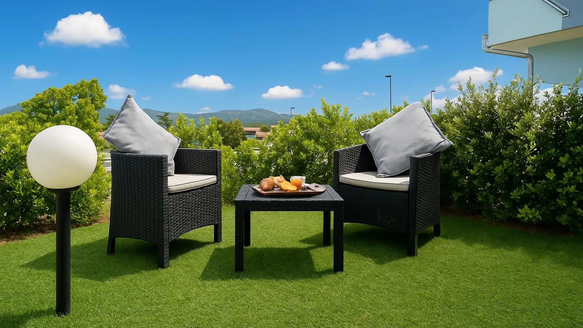 White, Villetta With Pool Viddalba Appartamento